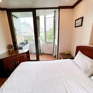 T - Apartment